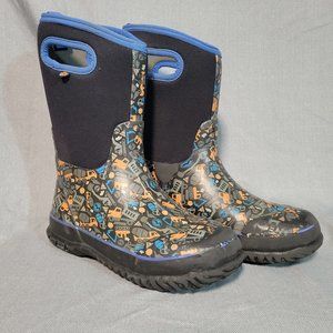 Construction Vehicle Bogs Size Youth 4 / EU 37